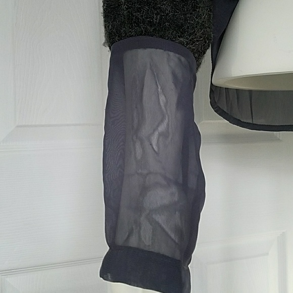 XO Crop Chiffon back V-Neck jumper - Picture 5 of 8